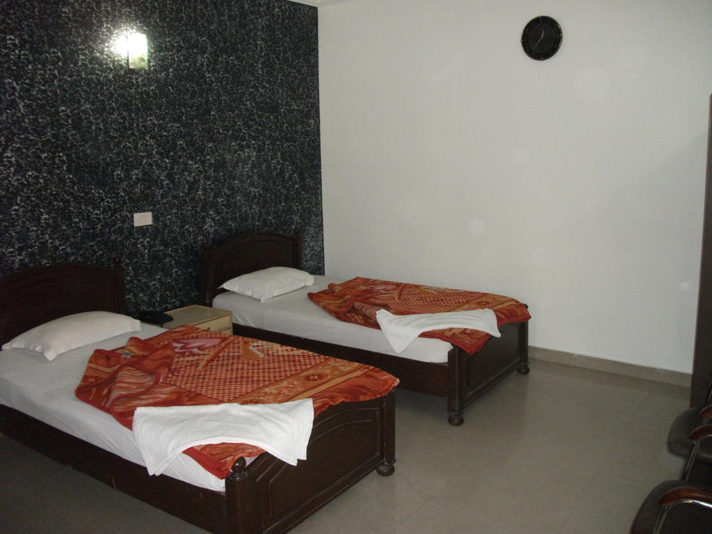 Hotel Shalimar Nové Dillí Pokoj fotografie