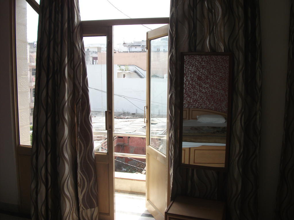 Hotel Shalimar Nové Dillí Exteriér fotografie